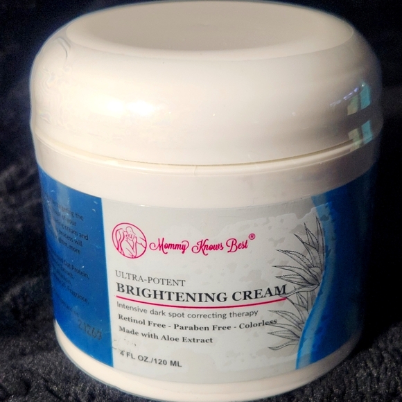 Mommy Knows Best Brightening Cream - Picture 1 of 5